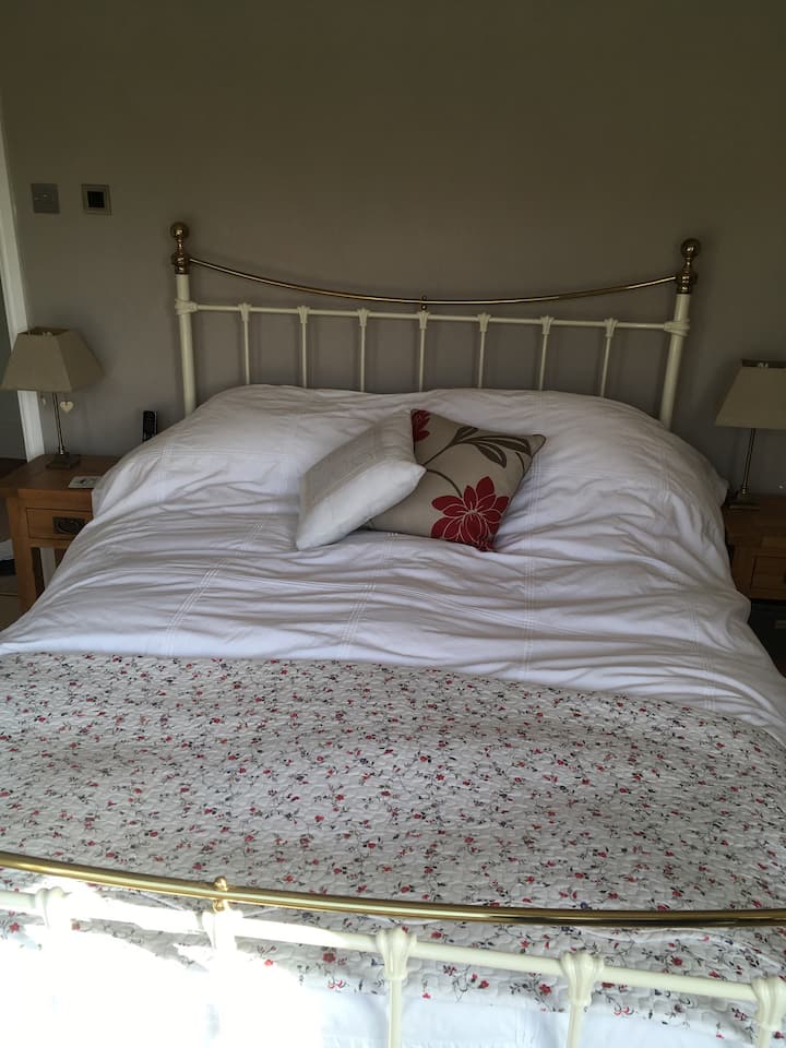 Accommodation With Private Bathroom - Bourton-on-the-Water