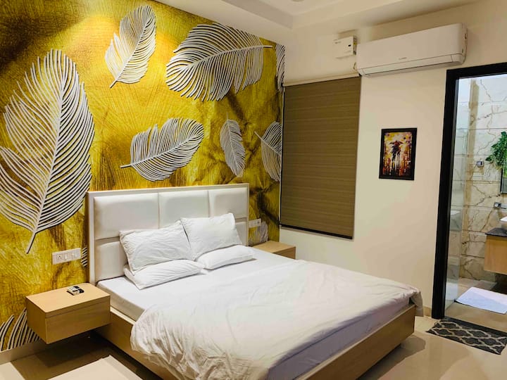 Holidayvilla|rooms & Caretaker|posh Area B&b - Amritsar