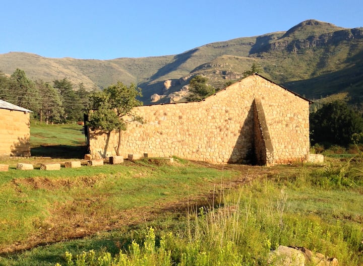 Old Mill Drift's Stone Lodge - Clarens