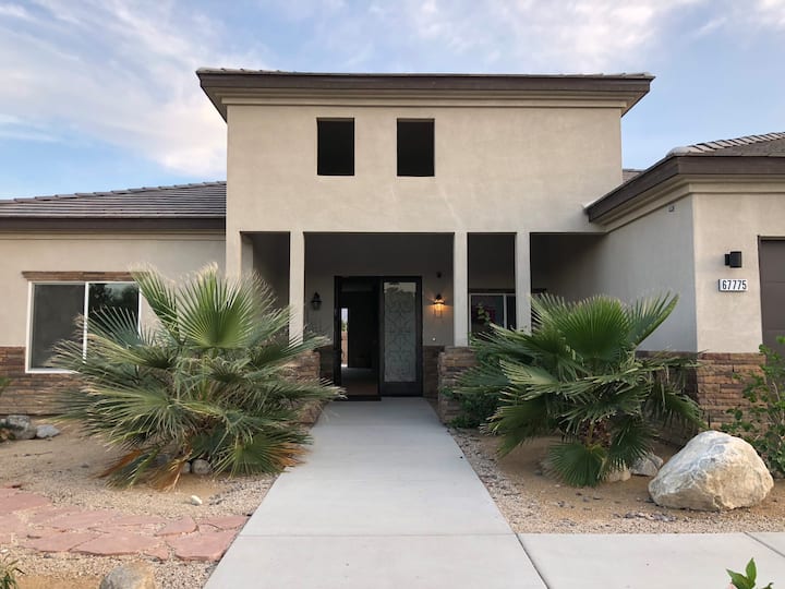 Brand New 4bd 3br House. Close To Everything.cathedral City Lic#016210. - California