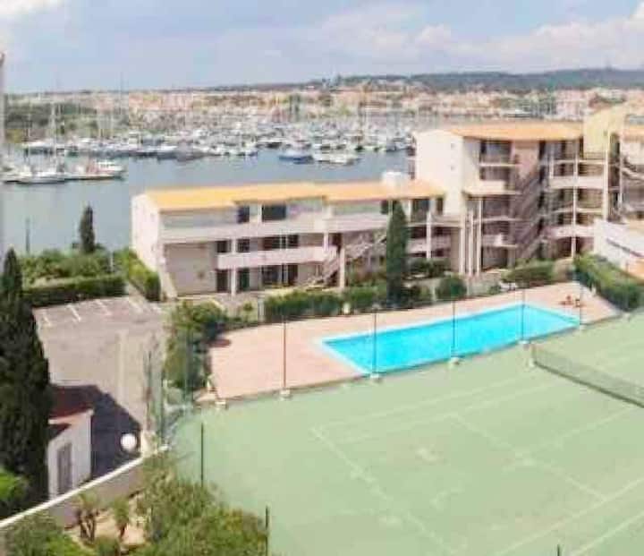 Bel Appartement Avec Vue Sur Mer, Port Et Piscine. - Agde