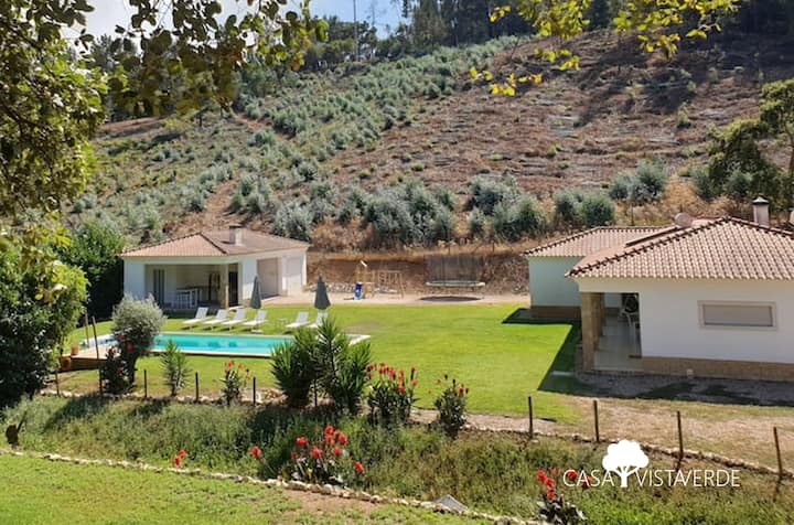 Beautiful Villa With A Pool, 10mins From The Lake - Ferreira do Zêzere