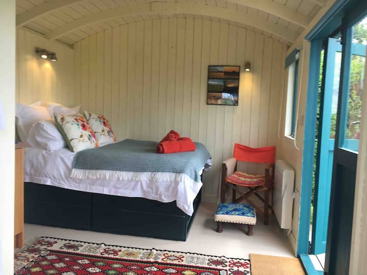 The Hut, Magical Private And Different Experience - Blakeney