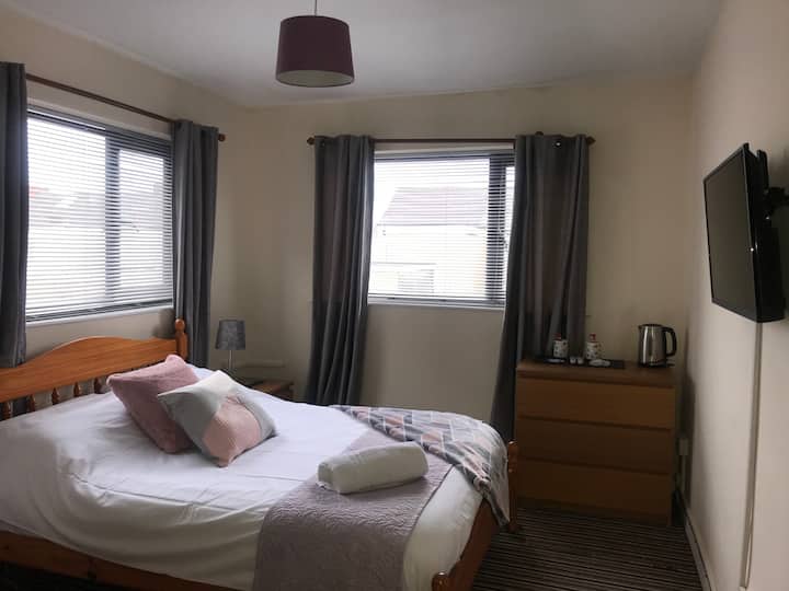 Room 3 - Oystermouth Rd - Swansea