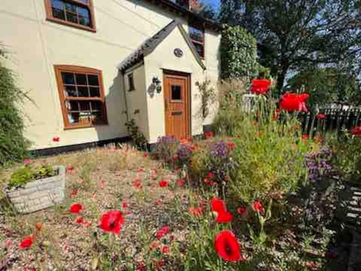 2 Bedroom Cottage With Character, Near Southwold - Kessingland