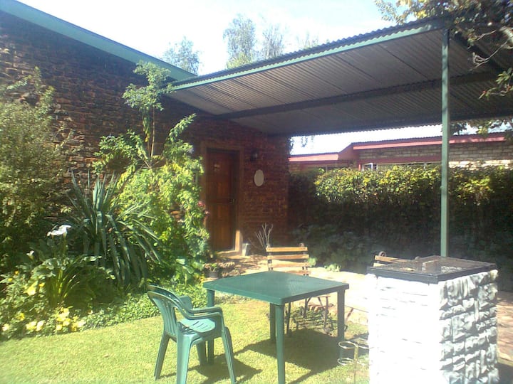 Cherry On Top Unit 1 Self Catering Family. No Pets - Potchefstroom