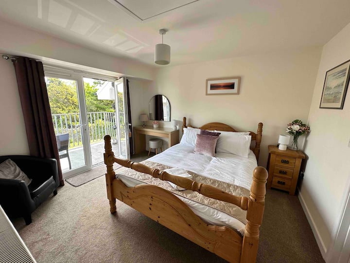 Complete Self-contained One Bedroom Annexe. - Barnstaple