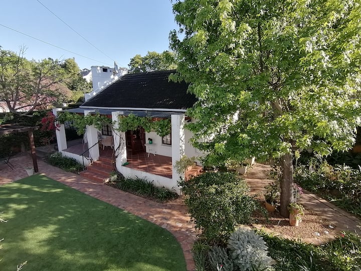 Cranberry Cottage - A Place For The Soul - Somerset West