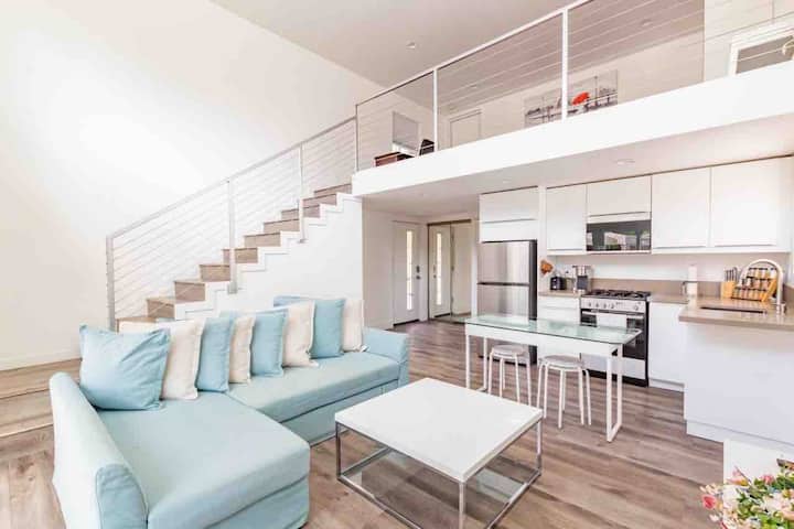 Beautiful Modern Guesthouse In Rancho Bernardo - Poway, CA