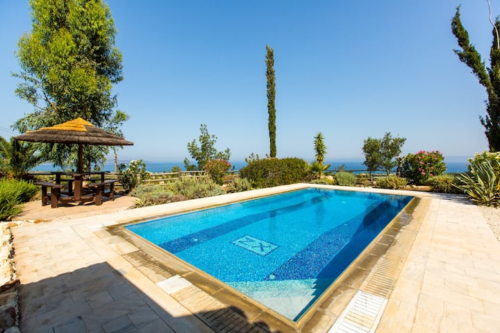 Villa Mediterranean Coast, Sea View, Jacuzzi, Bbq - Argaka