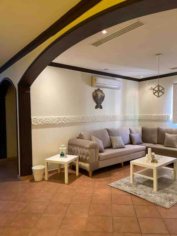شقة راقيةPrivate And Cosy Apartment First Floor - Riad