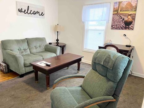 Lake Quinsigamond, MA airbnb, hotels and vacation rentals