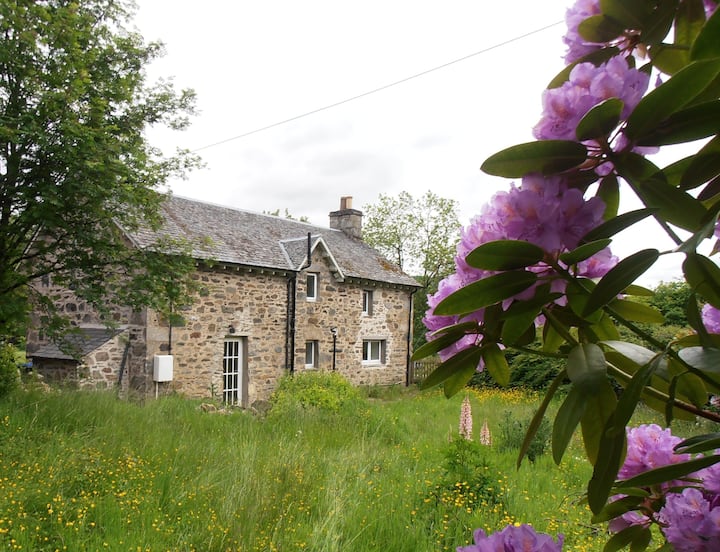 Quirky Rural Detached Mill House Cottage - Kenmore