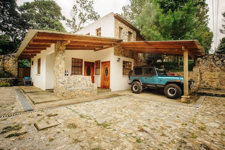 Casa De Campo "De La Cruz" , Cobán Alta Verapaz - Guatemala