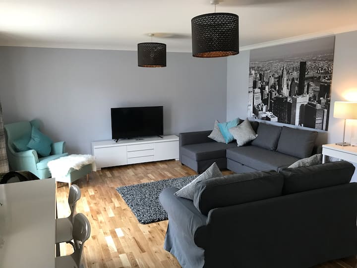 Two Bedroom Well Appointed Serviced Apartment (5) - East Kilbride