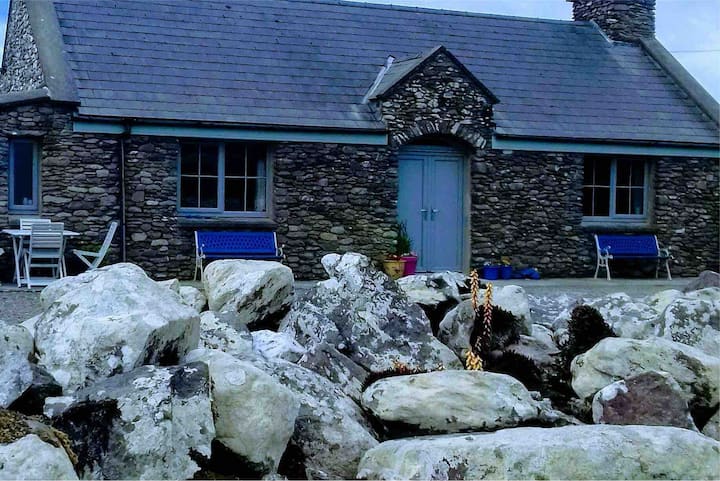 Charming Irish Cottage - County Kerry