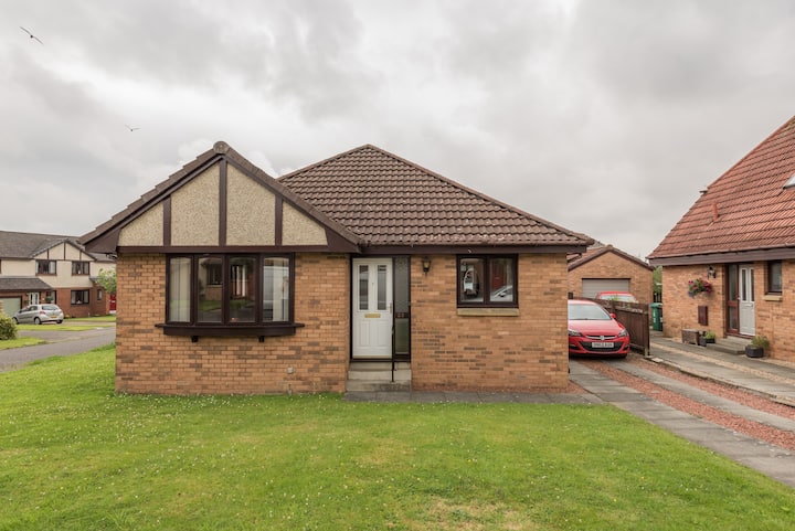 Excellent Bungalow  In  Dunfermline, Fife, Ky127ly - Dunfermline