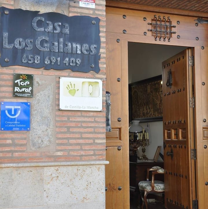 Casa Los Galanes - Villahermosa, Spain