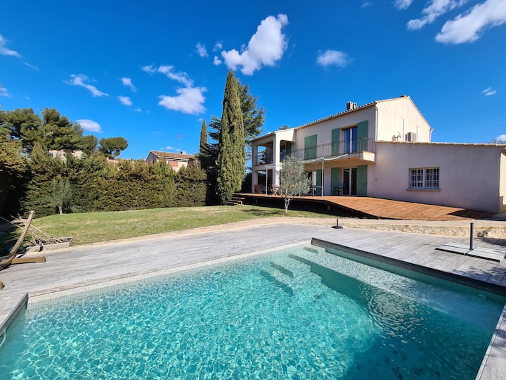 Villa Avec Piscine Proche Aix-en-provence - Velaux