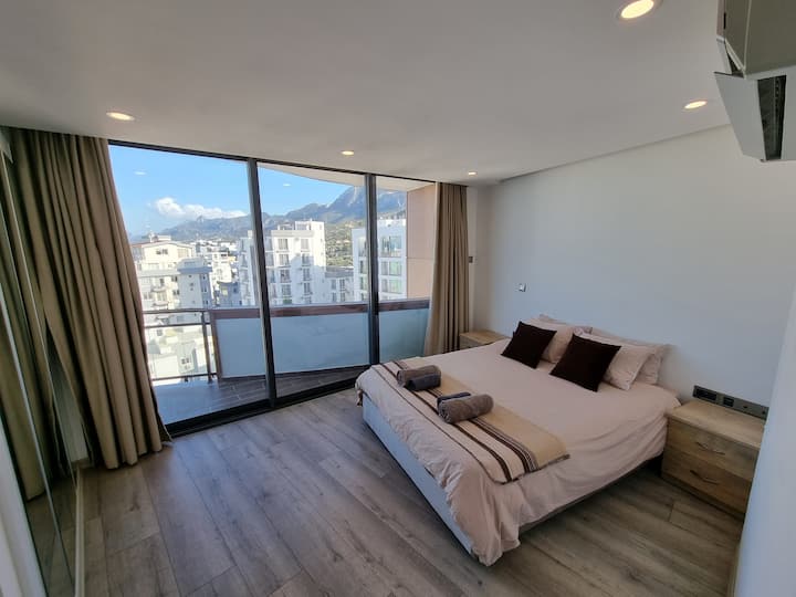 Modern Sea & Mountain View Apartment - Girne