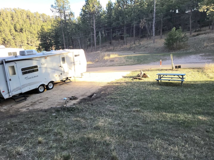 Fully Stocked Rv In The Beautiful Black Hills - Custer, SD