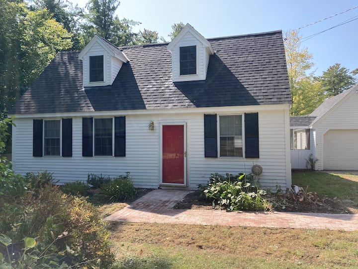 Charming Private New England Cape - Portsmouth, NH