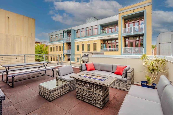 Luxury Otr Townhome W/ Large Private Rooftop Patio - 신시내티