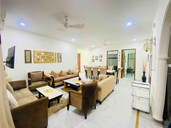Luxurious Beautiful House  Bh 35 Comfy - Noida