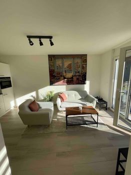 Winterthur Apartments and Condos For Rent cozycozy