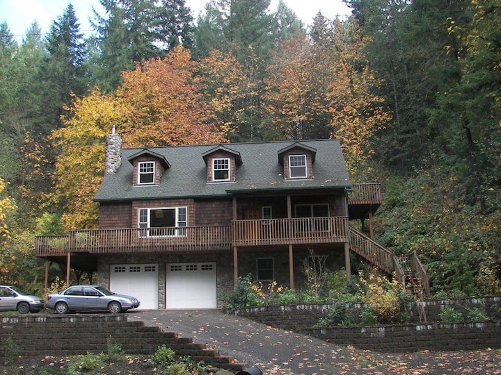 A Rural Woodland Retreat - McMinnville