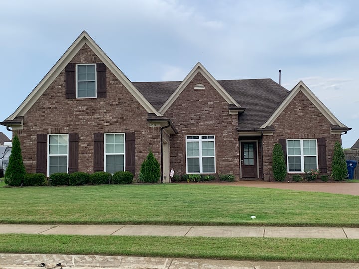 The Home That's Close To It All!!! - Southaven, MS