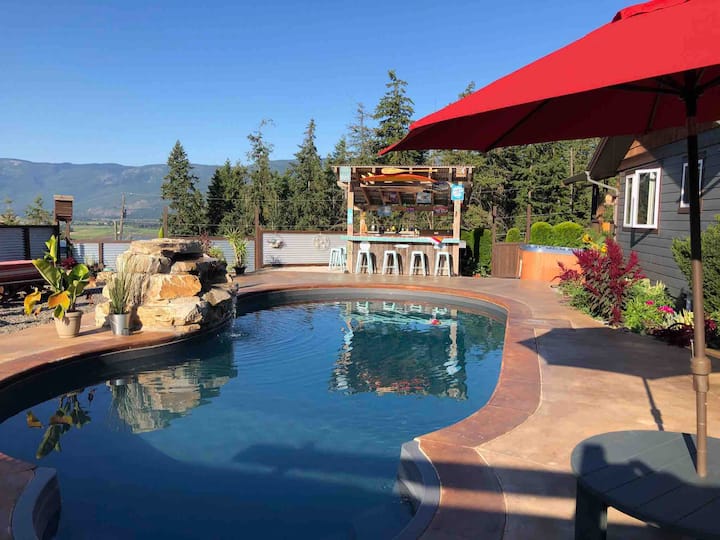 Paradise In The Shuswap Shared Pool/hot Tub - Salmon Arm