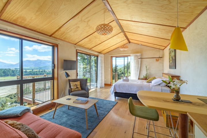 The Lookout - Boutique Mountain Hideaway - South Island
