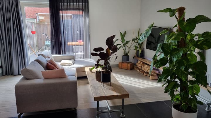 Warm En Modern Huis In Hengelo - Enschede
