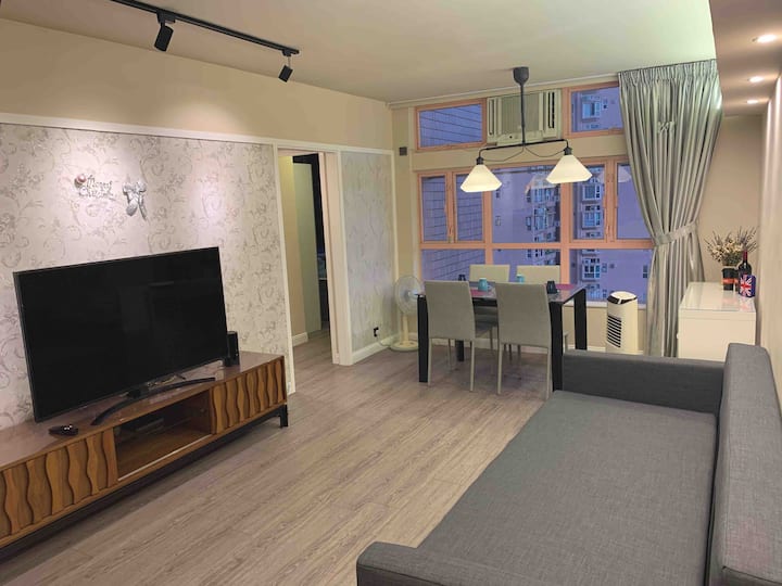 2 Br(600ft)seaside Apartment At Gold Coast 海邊大兩房單位 - Yuen Long