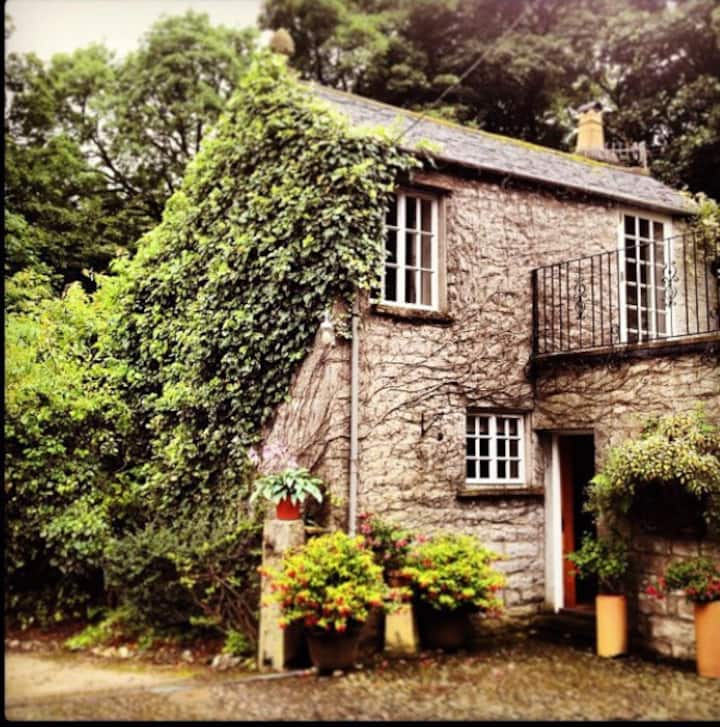 The Stable Boys Cottage @ Curwen Woods  *Secluded* - Kirkby Lonsdale