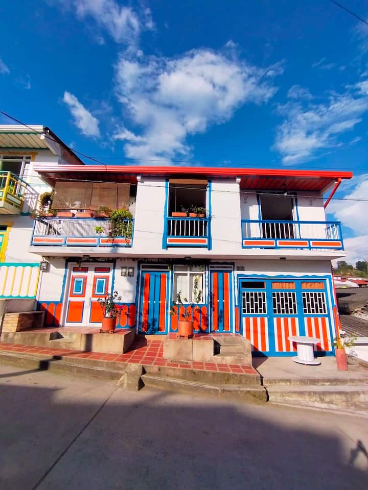 SUNCLOVER 3 x 5 Personnes Appartement Privé Balcon - Salento, Colombia