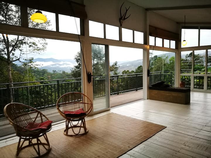 Borneo Orchard House With Gorgeous Valley Views - Ranau