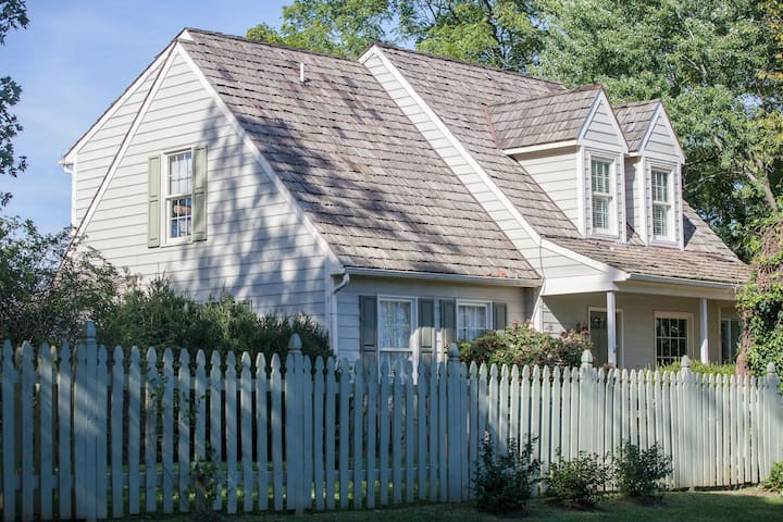 Country Cottage On 1700’s Quaker Farm - ミドルバーグ, VA