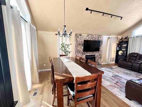 Top Airbnbs & Vacation rentals in Winnemucca, NV cozycozy