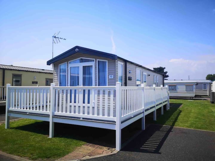 Exec Spec Holiday Home 5 Minute Walk From Sandy Beach - Frinton-on-Sea