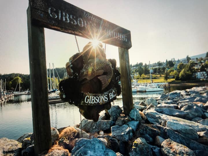 Josie's Place - Gibsons