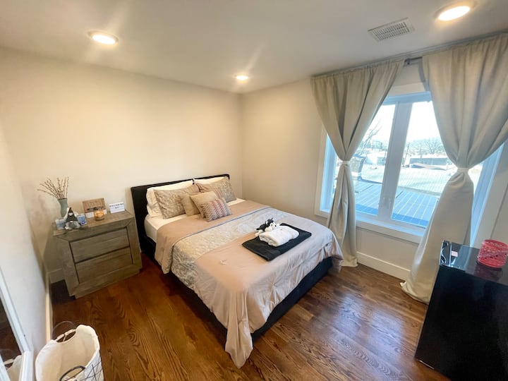 Lovely 1 Bedroom In A Luxury Brand New House. - Jersey City, NJ