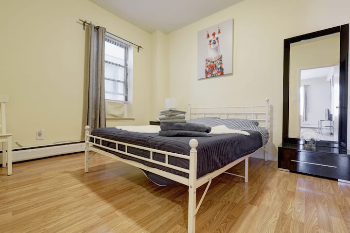 Lovely 1 Bedroom Apartment/wifi/walk To Path/nyc - ジャージー・シティ, NJ