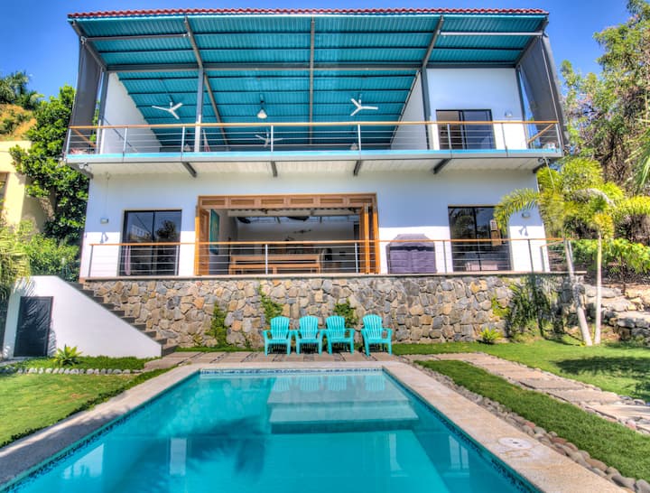 New Modern Onewavesurf House Sunzal, Main Villa - El Salvador