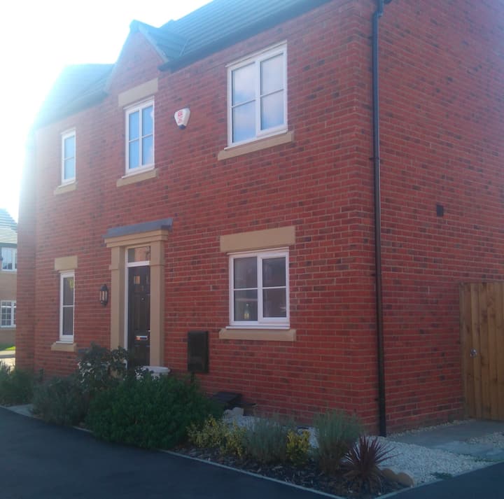 Cosy Double Bedroom In Newly Built House - Bedford, Royaume-Uni