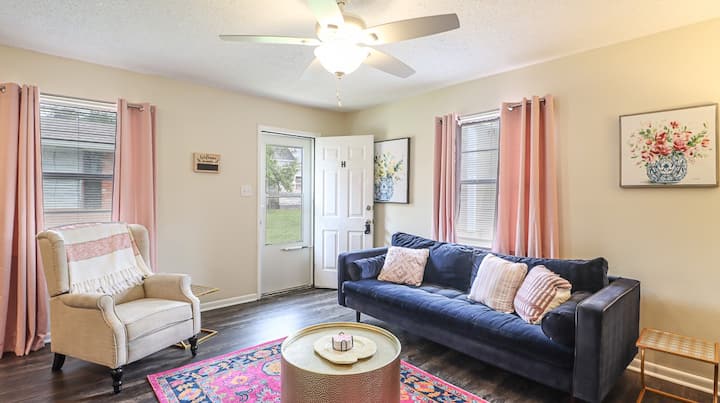 Triple Tail Alley - Unit H - Gulfport, MS
