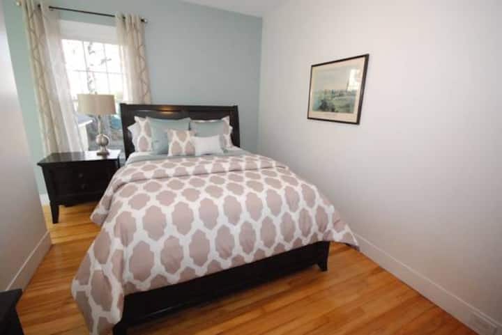 Back Cove 1 Bedroom Apt. W/pullout Couch - South Portland, ME