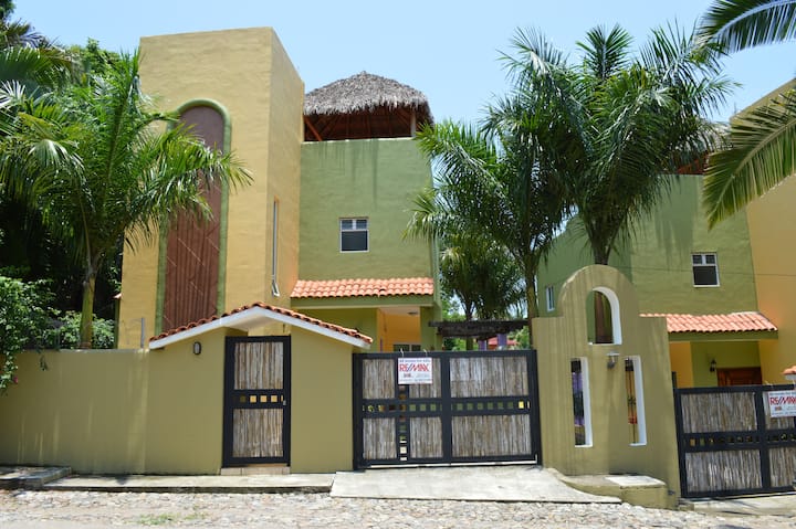 Villas Edén - Casa Iguanas - La Peñita de Jaltemba