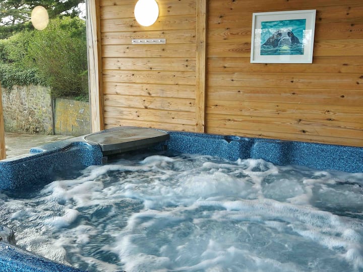 Beautiful Converted Barn With A Private Hot Tub. - St Agnes